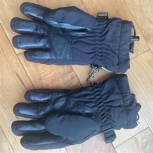Grandoe ski gloves - ladies small - excellent condition.